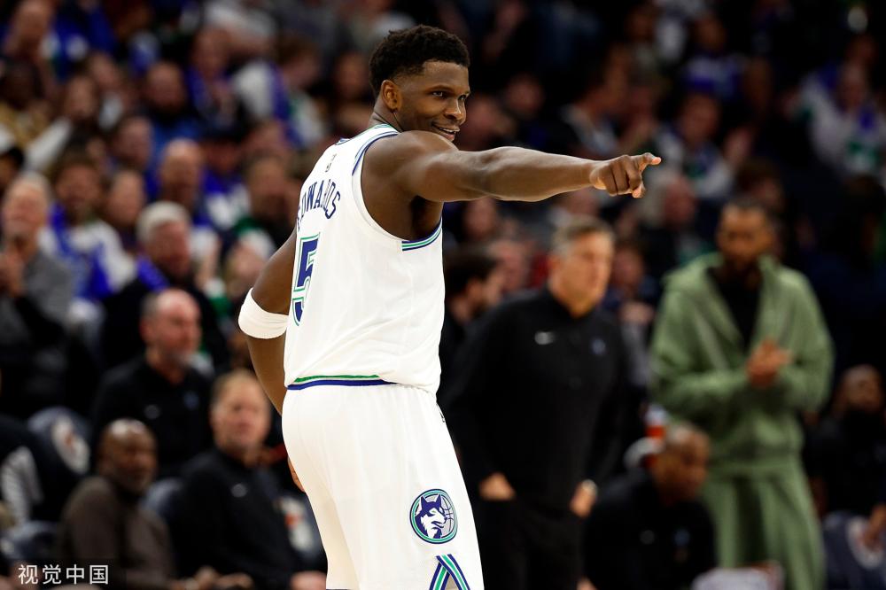 湖人的三连 湖人的三连