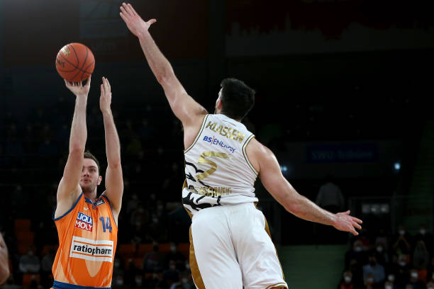 值与影响力 值与影响力