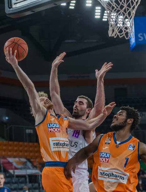 队的一大优 队的一大优