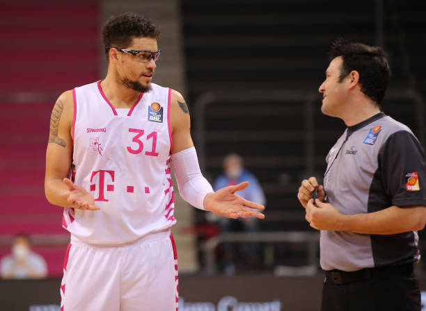 在纸面实力 在纸面实力