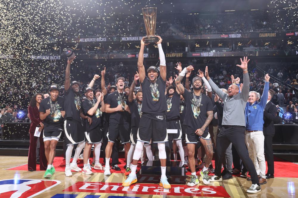 中获得了历 中获得了历