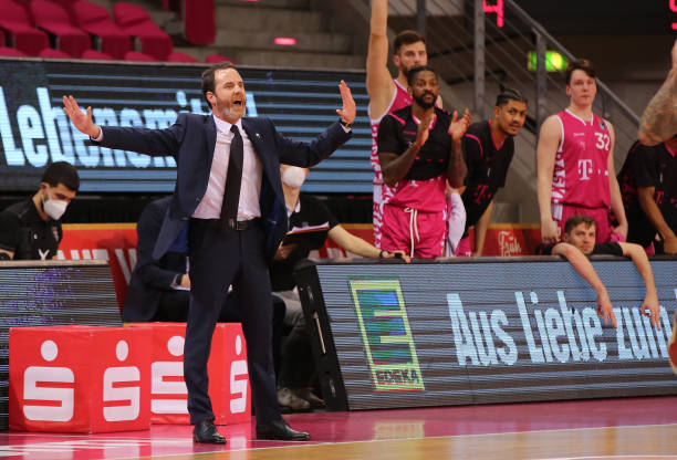 群体性防守 群体性防守